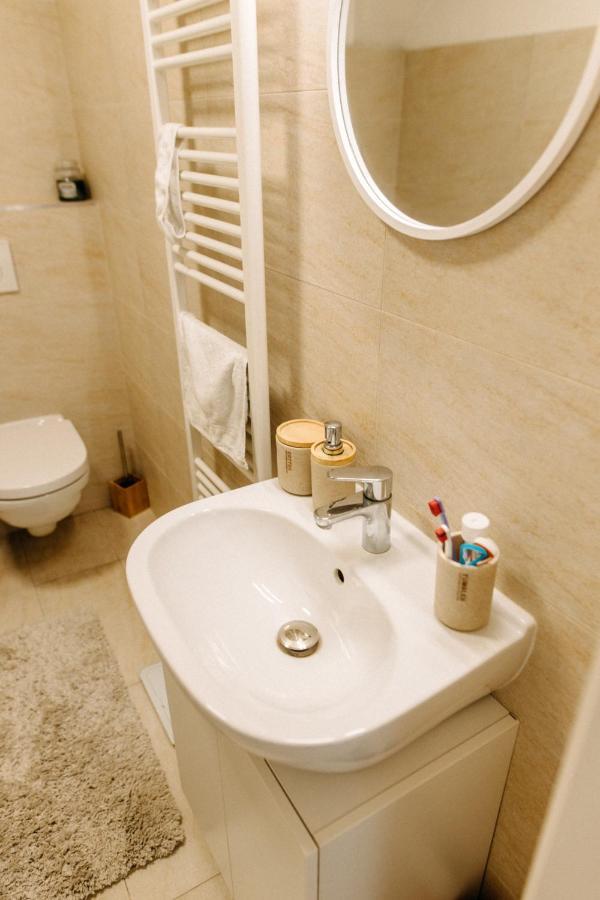 זנוימו Apartman V Srdci Znojma „Jako Doma“ מראה חיצוני תמונה